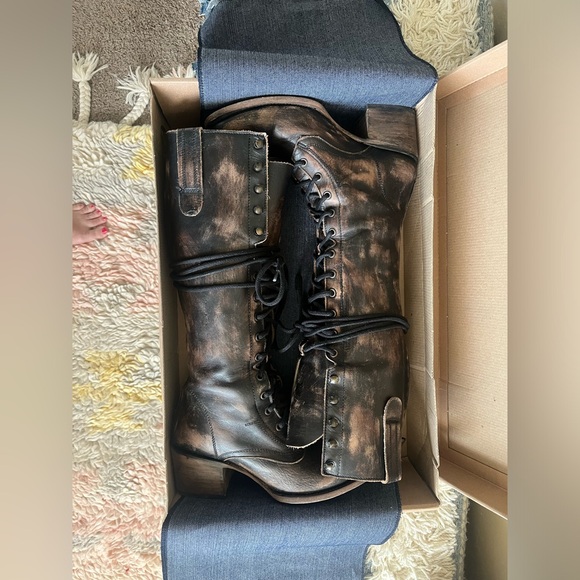 Freebird by Steven Dark Brown Lace-Up Boots - Grany - Size 10 - Picture 8 of 10